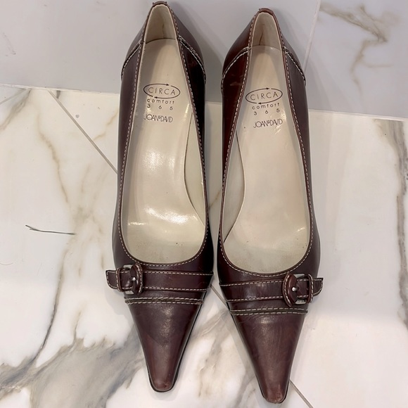 Circa Joan & David Destiny Pumps - Picture 2 of 12